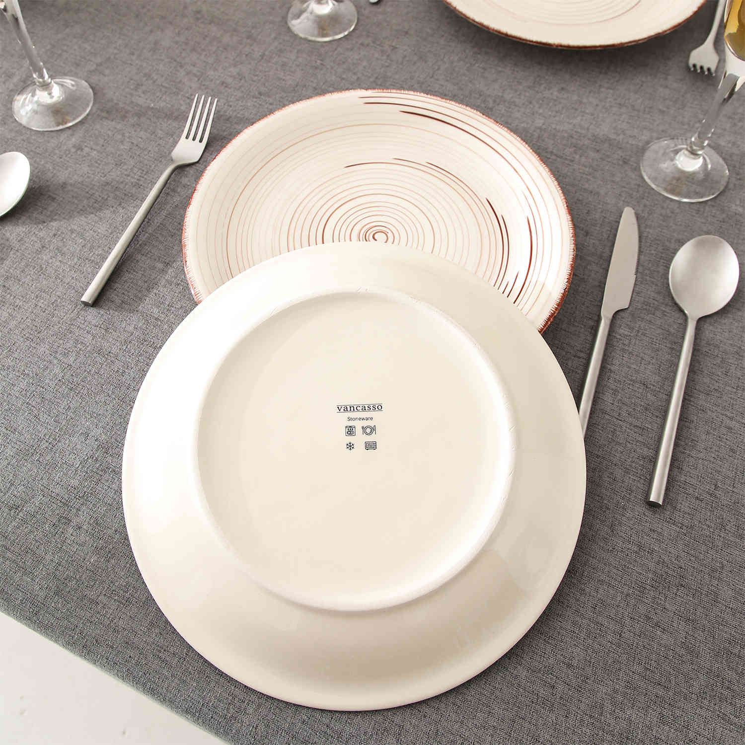Beige Dinner Plates Set