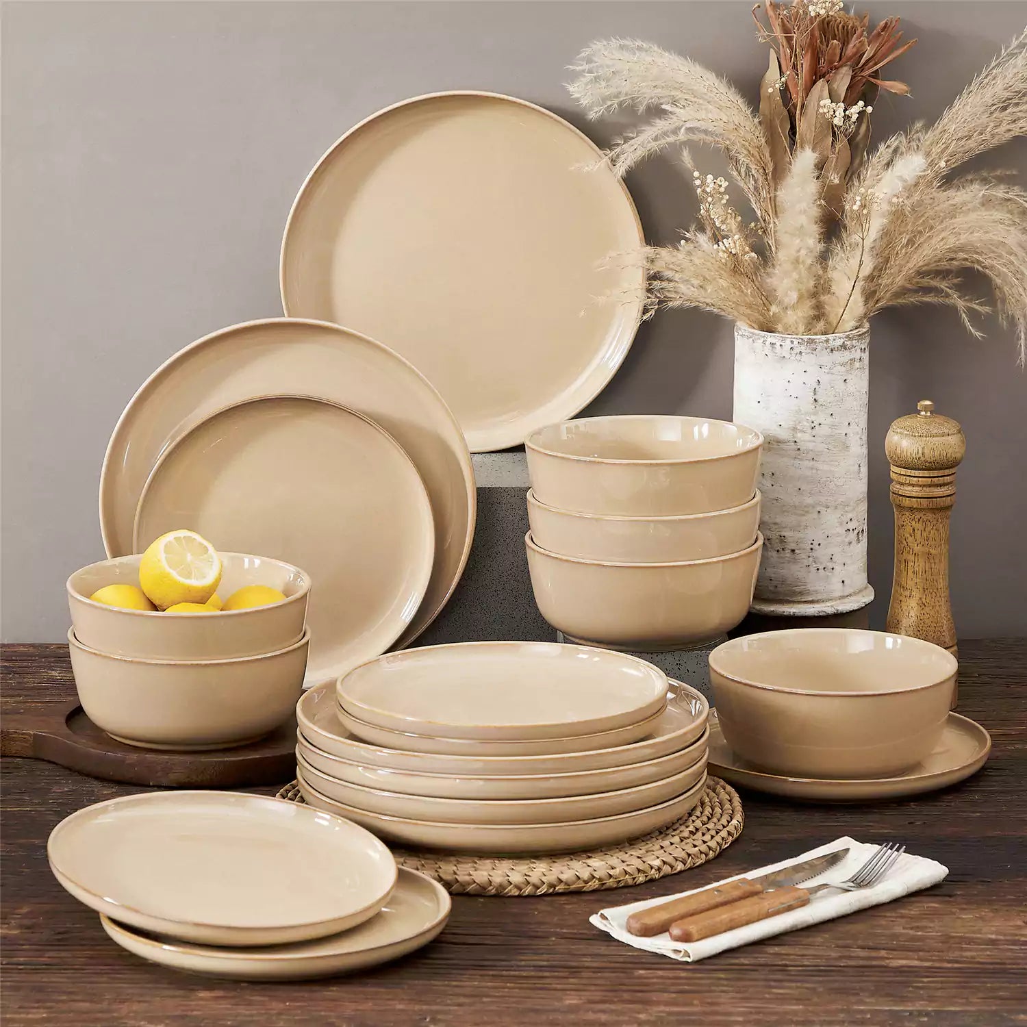 Playa 18-Piece Stoneware Dinnerware Set with plates and bowls for 6 - featuring a unique caramel reactive glaze and a farmhouse-inspired style-vancasso
