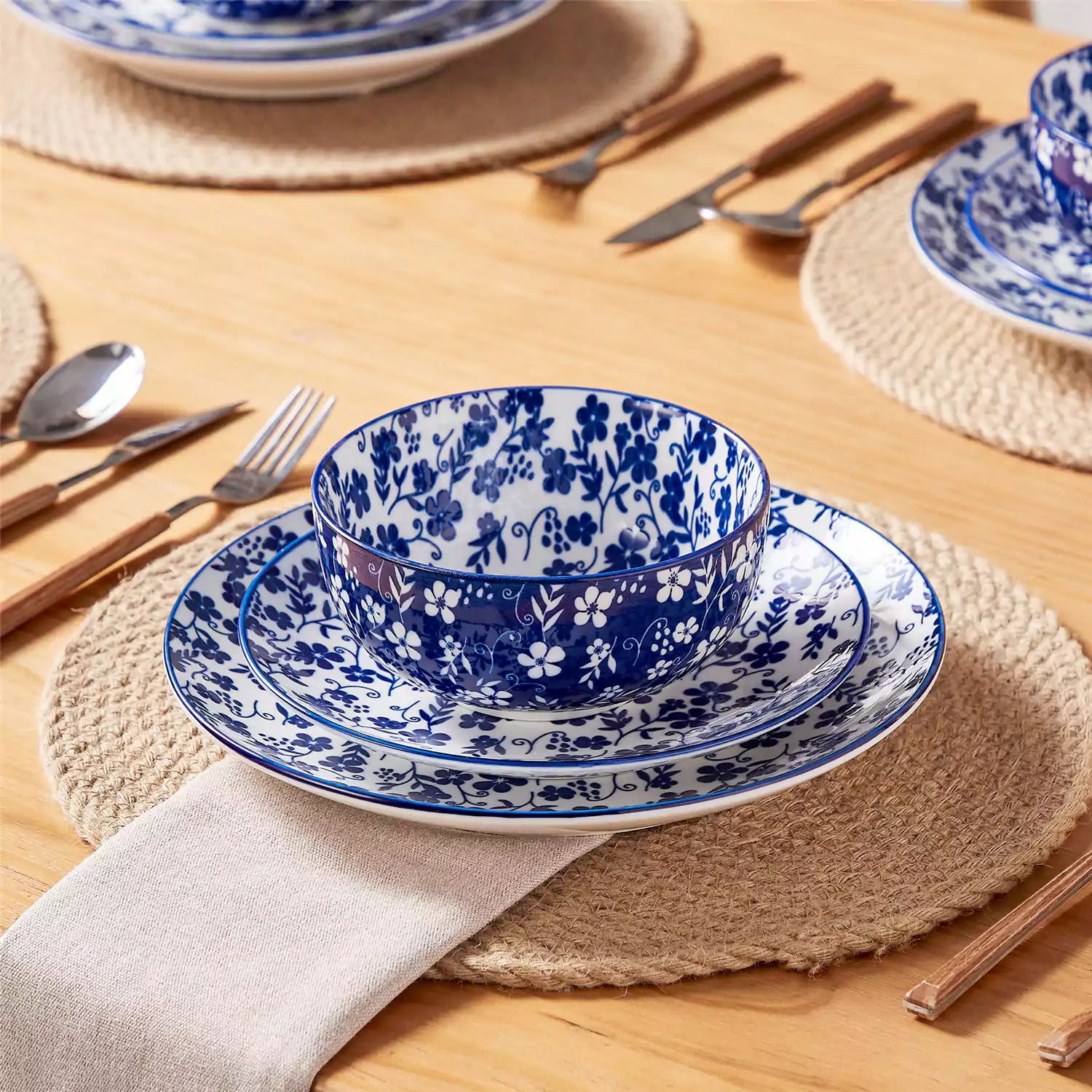 Selene 12-Piece Porcelain Dinnerware Set with blue and white Starry pattern and Japanese-inspired design - including matching plates and bowls-vancasso
