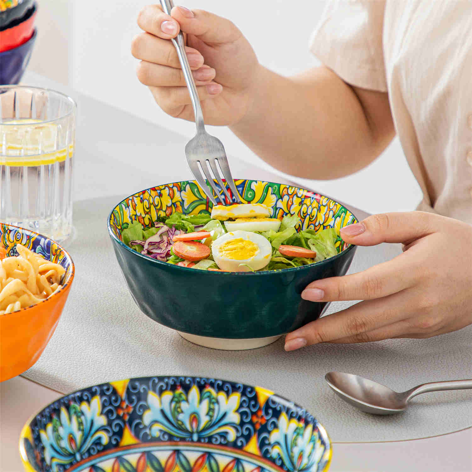Boho Chic Simi Porcelain Bowls Set of 6 with Vibrant Pattern-vancasso