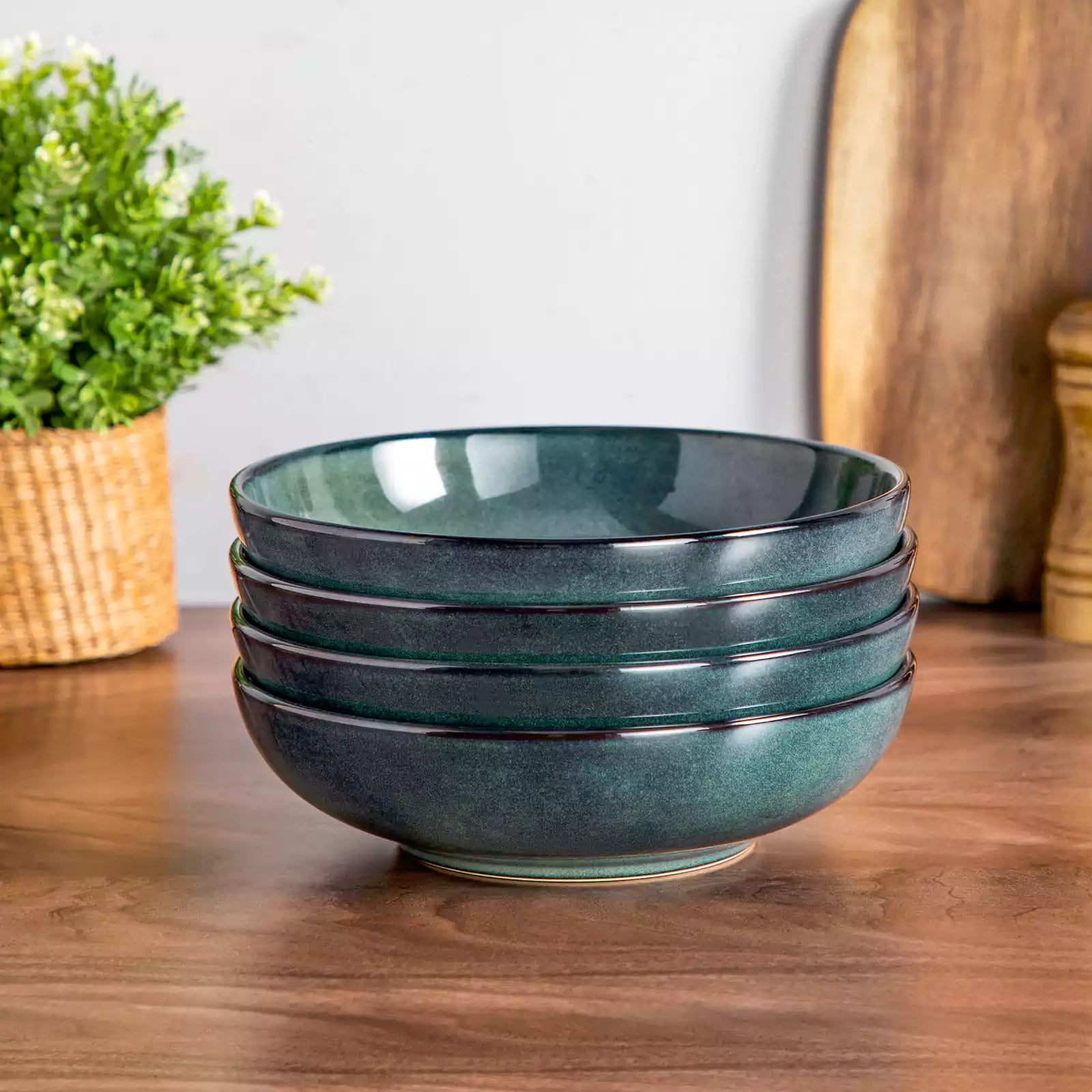 Stern Pasta Bowls Set Of 4 Made From Durable Stoneware Perfect For Serving Pasta And More With A Modern Touch - Green