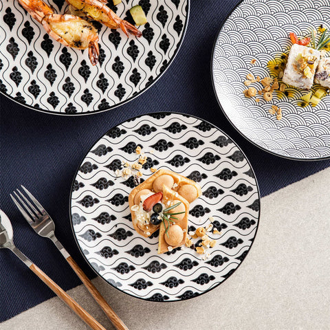 Haruka 16 Piece Dinnerware Set