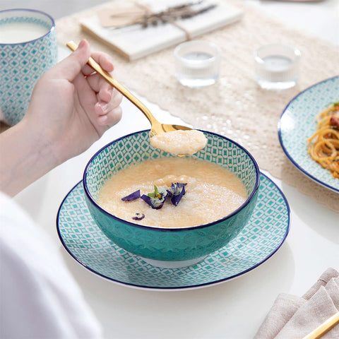 Macaron 16 Piece Dinnerware Set